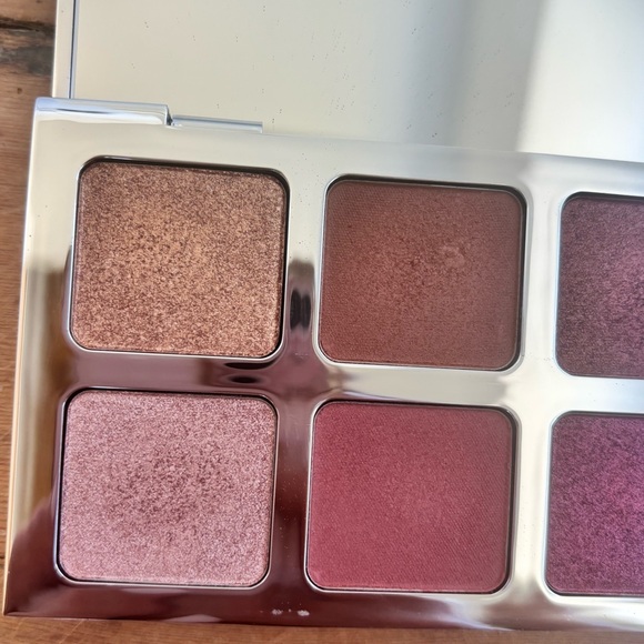 Color Boss Master Eyeshadow Palette in treat yo’ self - Picture 3 of 8